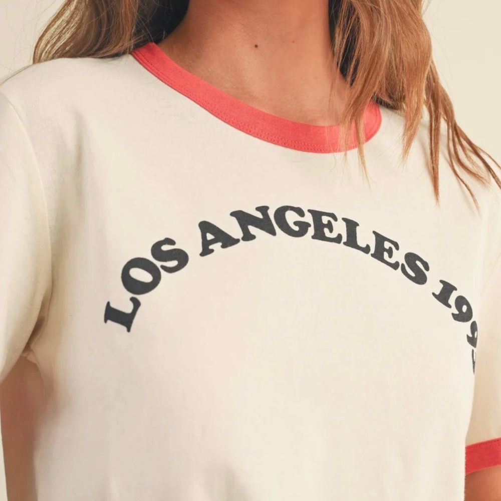 Trendy Cream ‘Los Angeles’ 1993 Tee with Red Accents